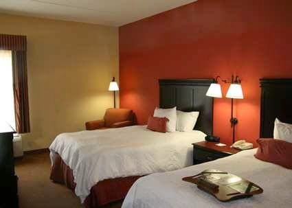 Hampton Inn Olive Branch photo 2