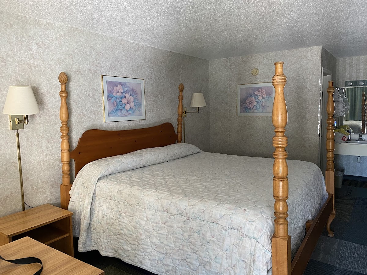 Riverfront Lodge Burkesville photo 2
