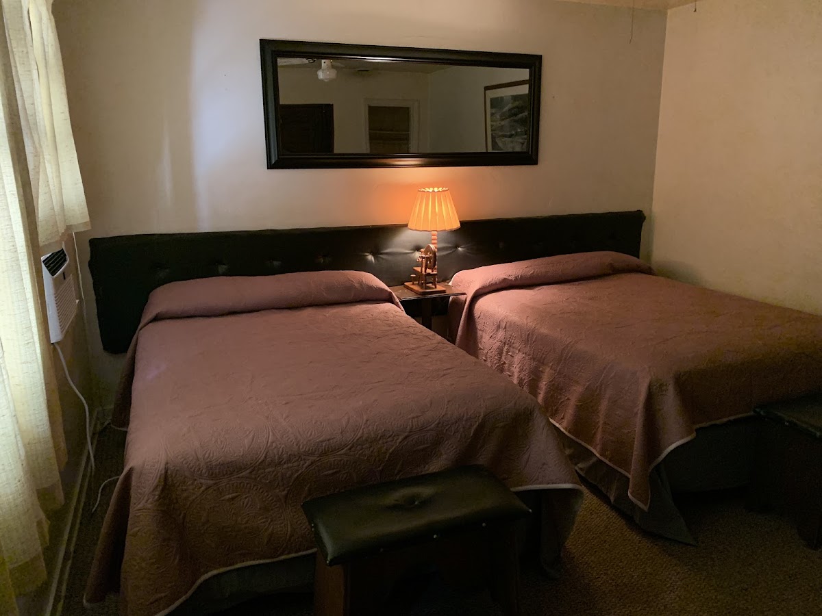 Timber Lodge Motel photo 3