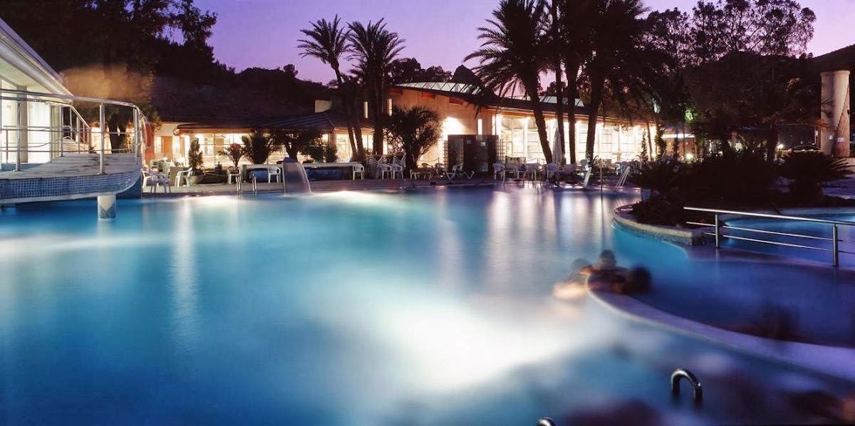 Spa Piscinas y Circuito Balnea - Balneario de Archena