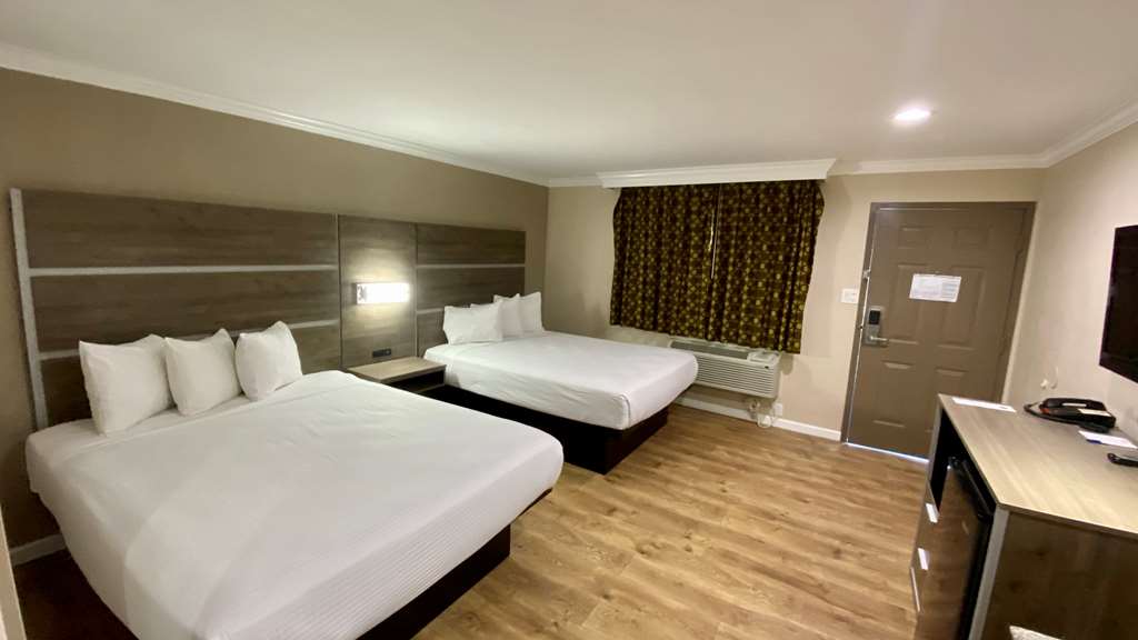 SureStay by Best Western Santa Cruz photo 2