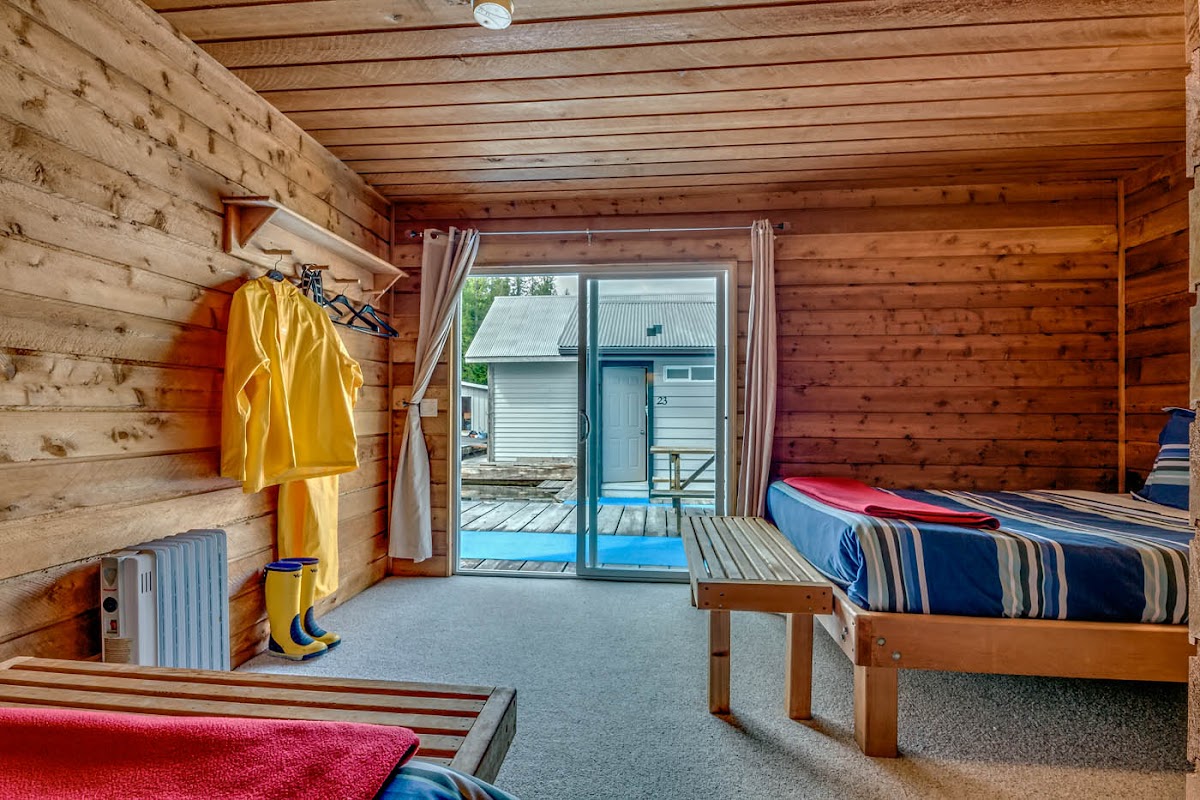 Rivers Inlet Sportsman's Club Fishing Lodge photo 2