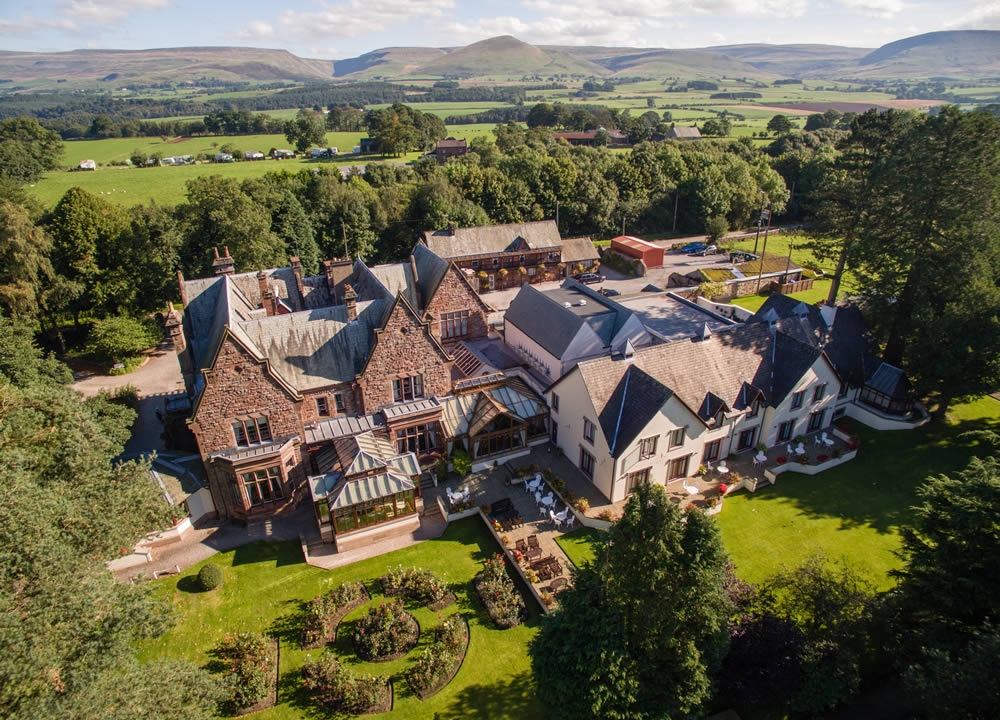 Appleby Manor Hotel | Restaurant | Garden Spa