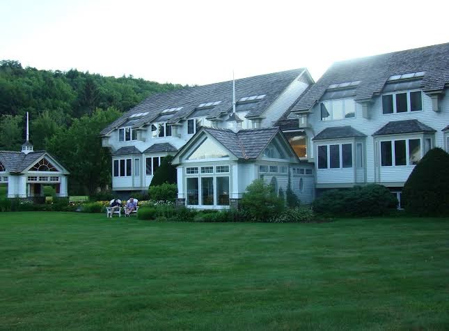 Hawk Inn and Mountain Resort photo 2