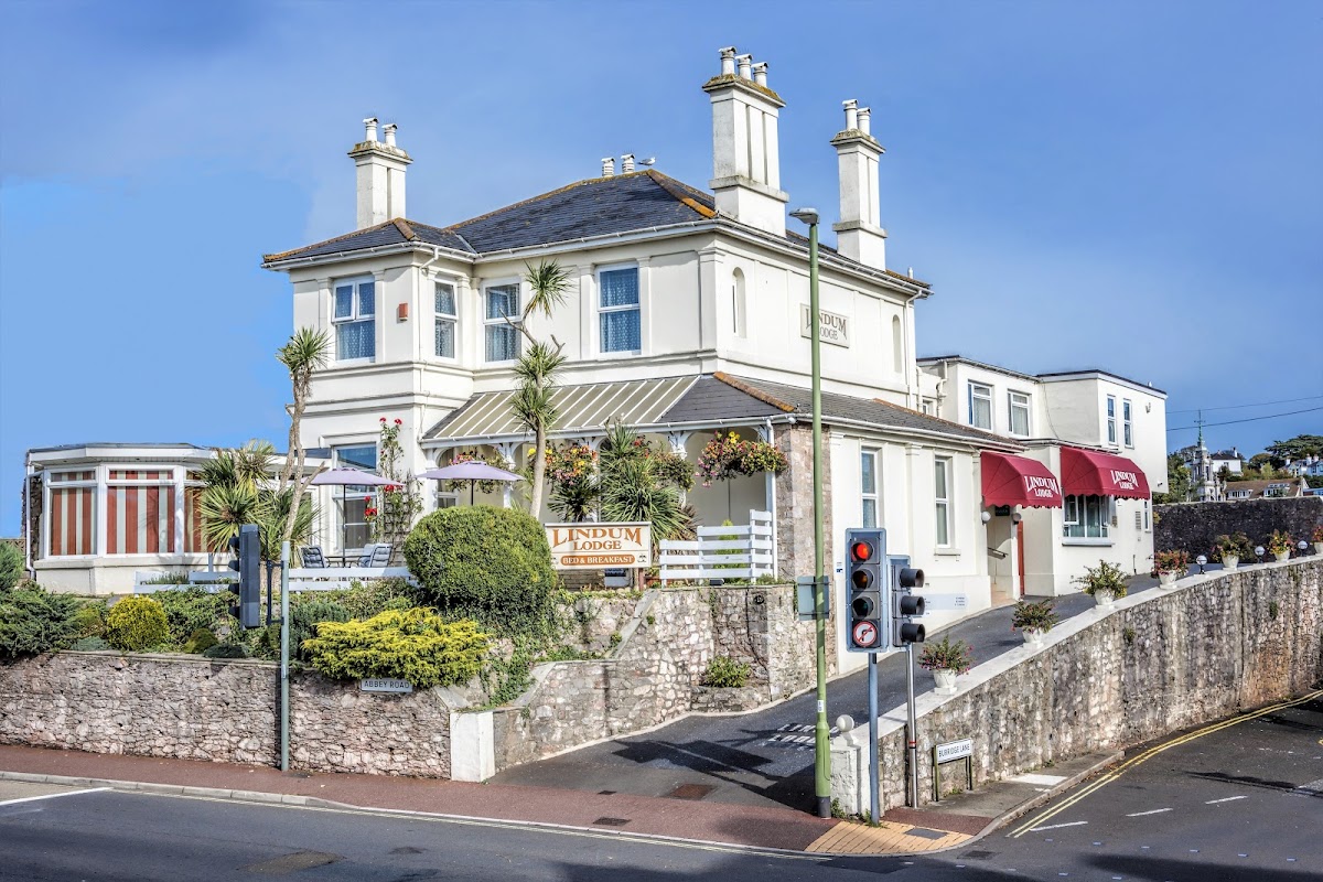 Lindum Lodge Hotel