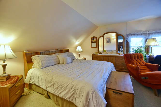 10th Avenue Guest House & Suites photo 2