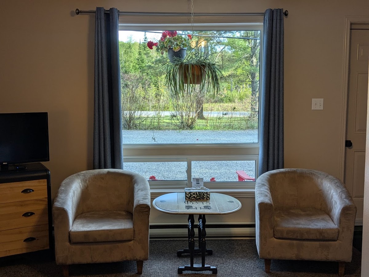 Dwight Village Motel photo 3