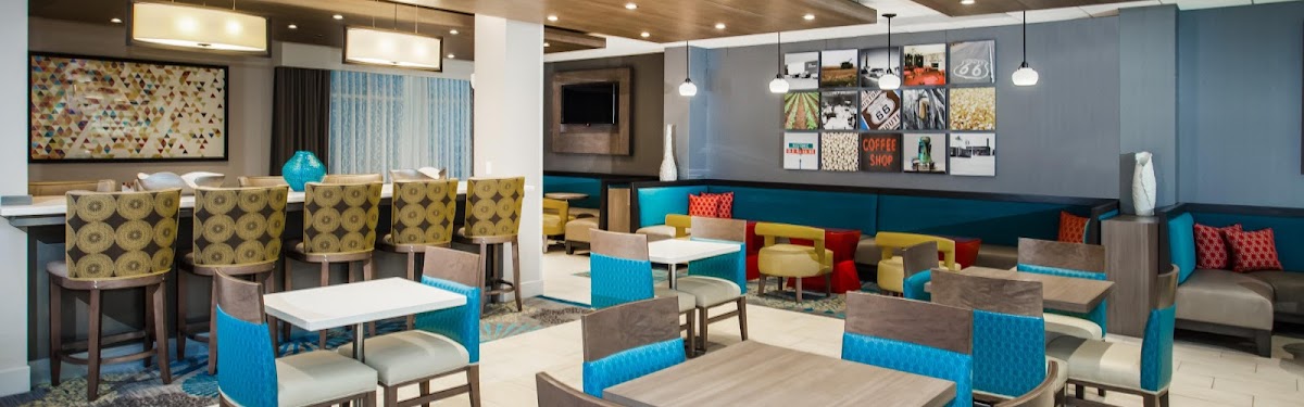 Holiday Inn Express & Suites Litchfield West by IHG photo 3