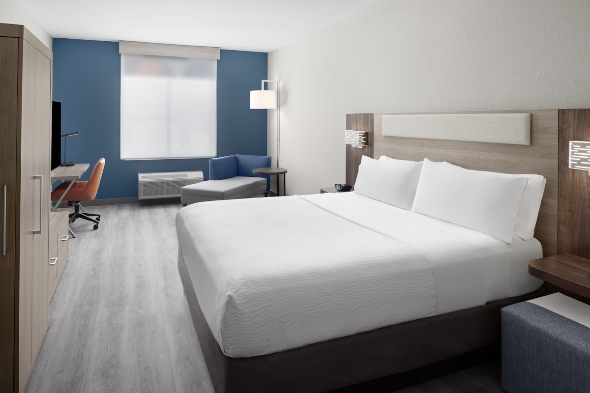Holiday Inn Express & Suites Midland Loop 250 by IHG photo 2