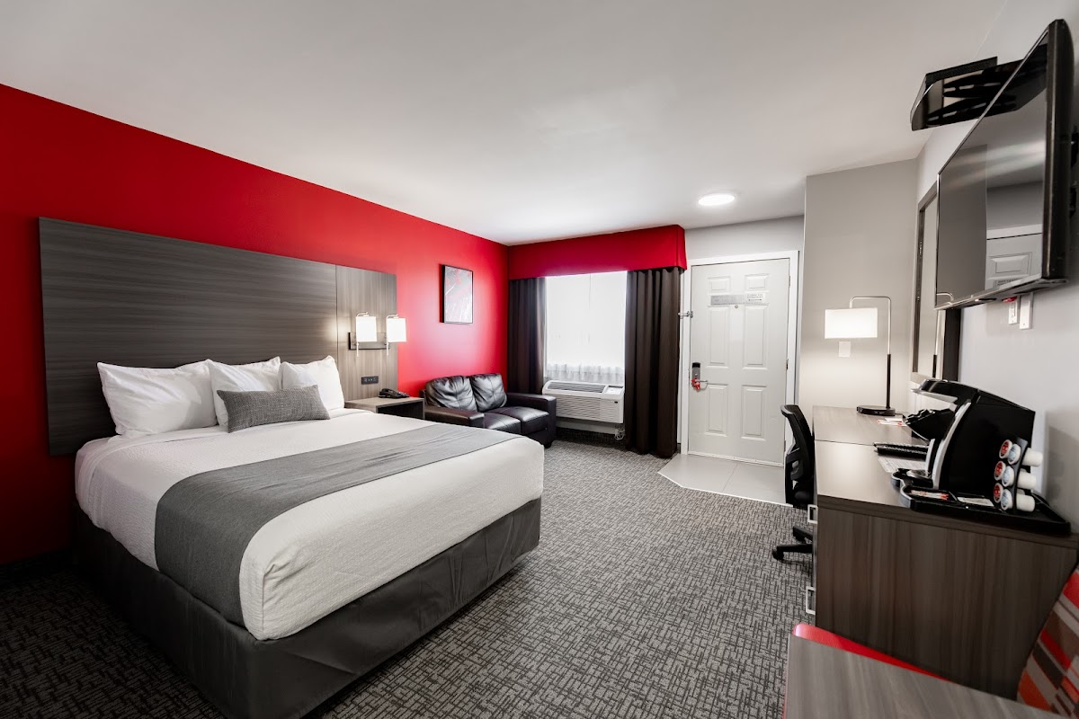 The Kanata Hinton Hotel photo 2