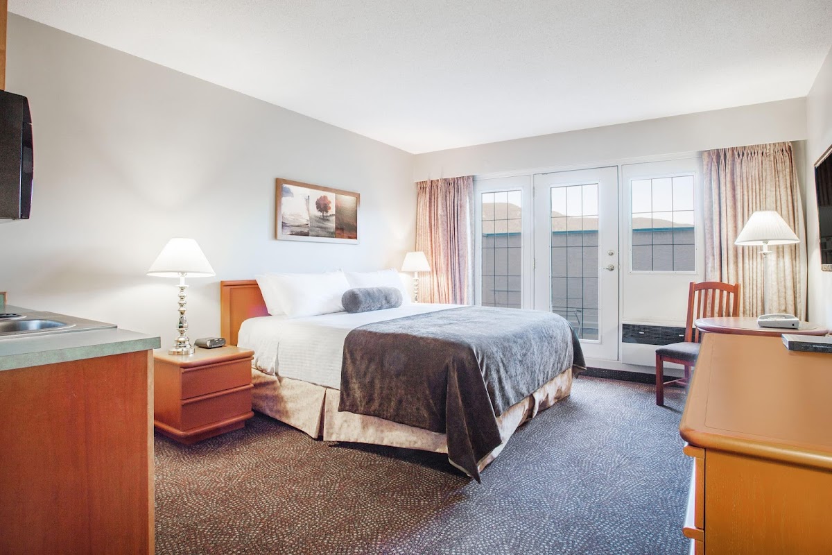 Super 8 by Wyndham Castlegar BC photo 3
