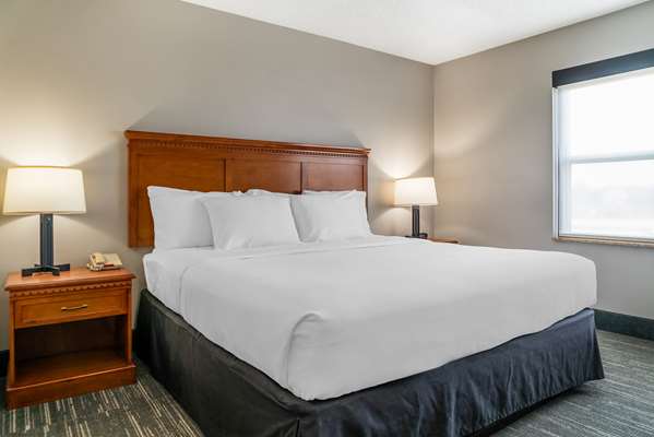 Country Inn & Suites by Radisson, Rossford - Toledo South photo 2