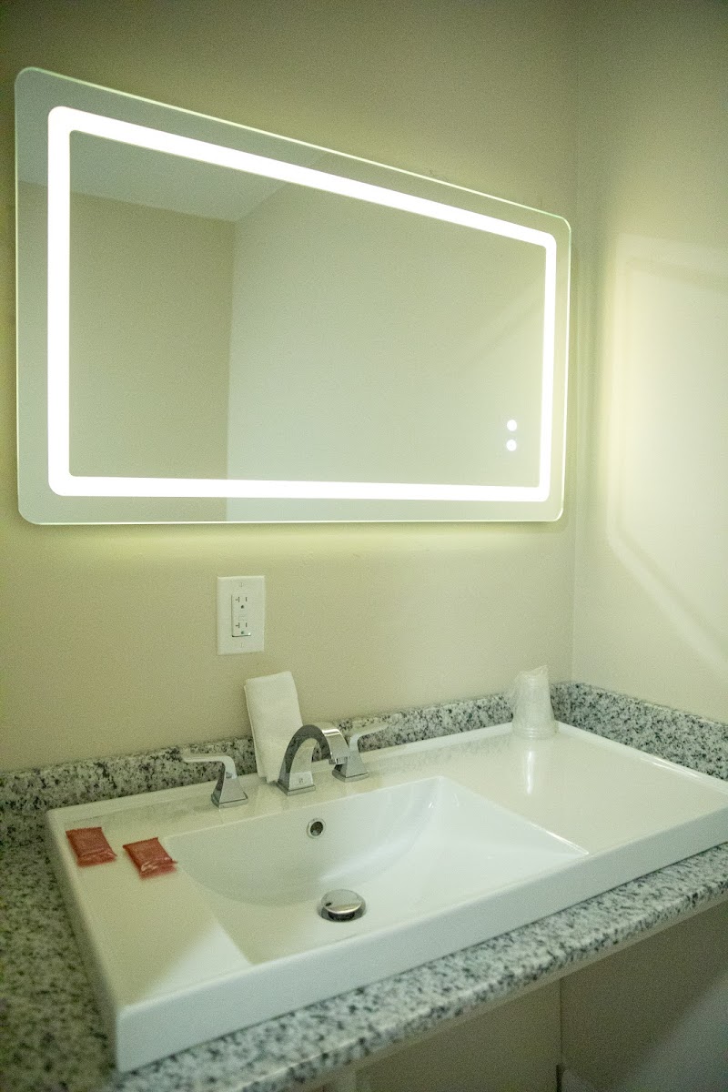 Classic Motor Lodge photo 3