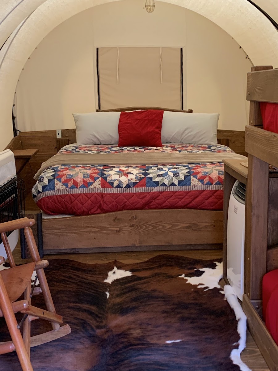 Whispering Pines Covered Wagon Resort photo 2