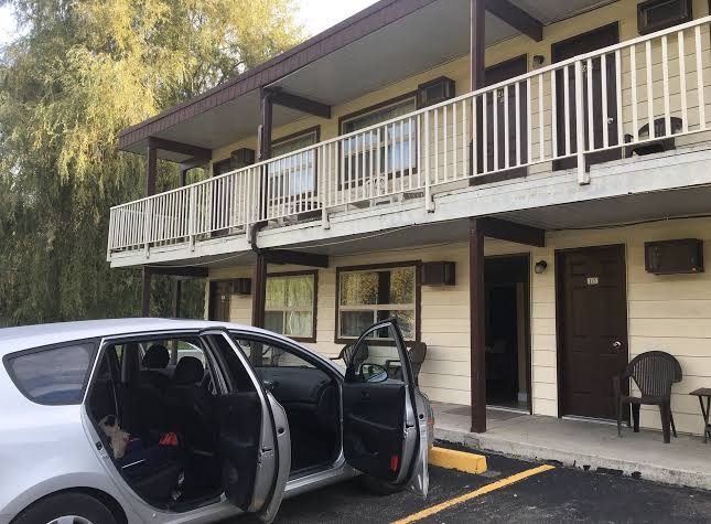 Twin Creeks Motel photo 3