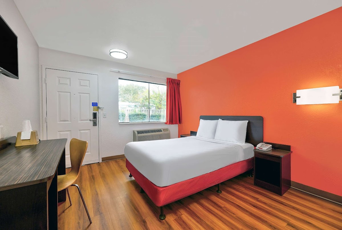 Motel 6 Columbus, GA photo 2