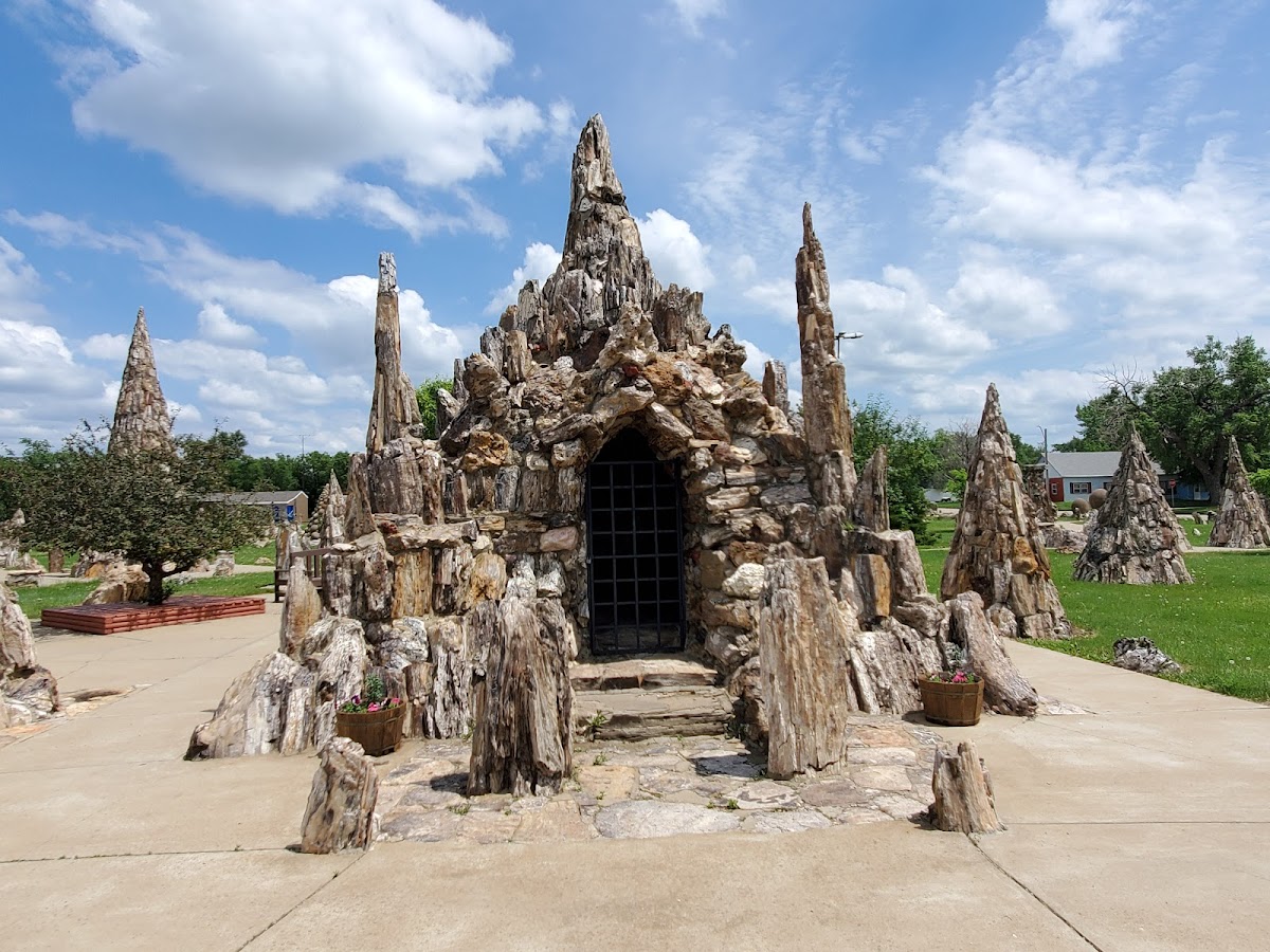 Petrified Wood Park & Museum