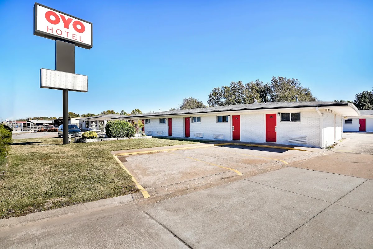 OYO Hotel McAlester OK S Main St