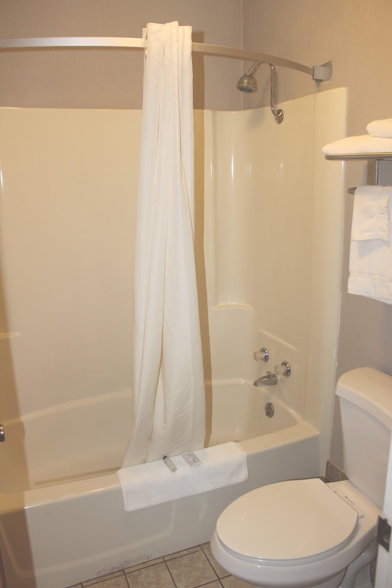 Interstate Motel Rensselaer photo 3