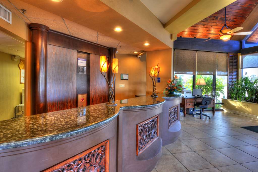 Best Western Aku Tiki Inn photo 2