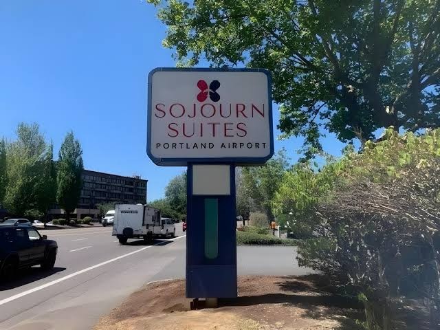 Sojourn Suites Portland Airport photo 3