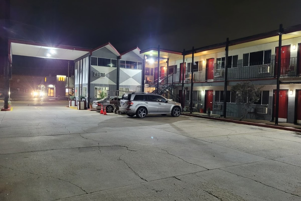 Coratel Inn & Suites by Jasper Hutchinson photo 3