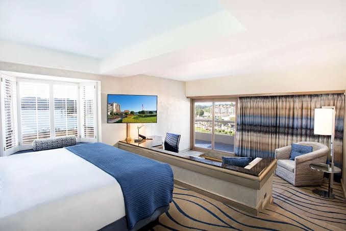 The Coeur d'Alene Resort photo 2