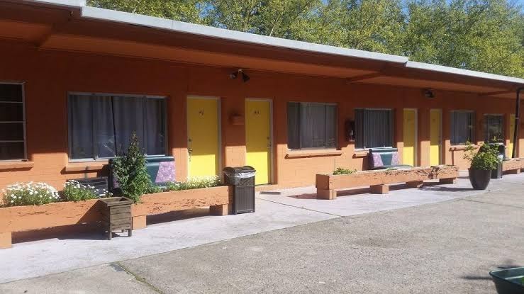 Gold Lodge