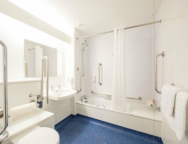 Travelodge Washington A1(M) Southbound photo 3
