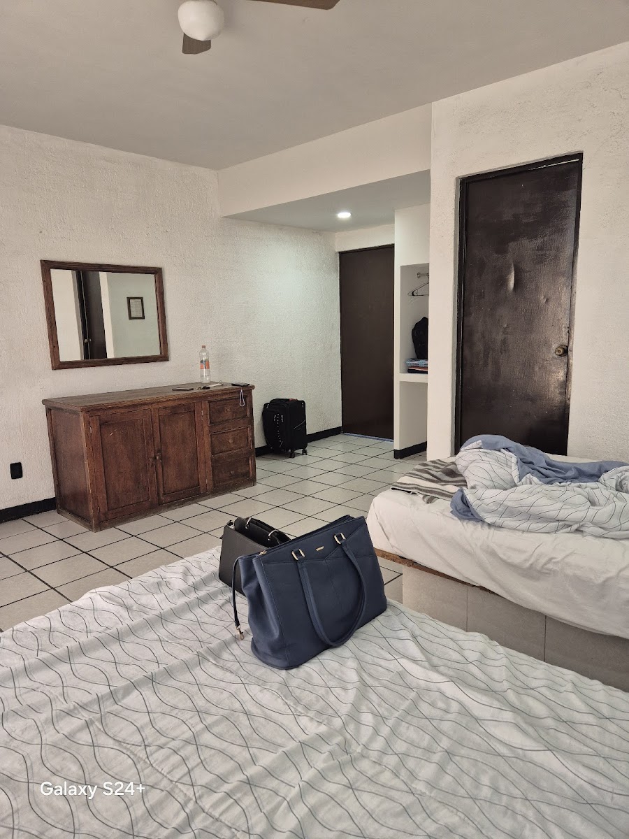 Hotel Plaza Iberia photo 2