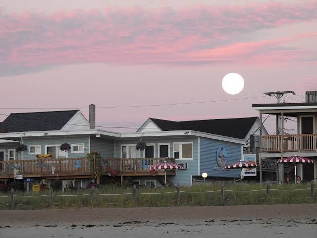 Aquarius Motel
