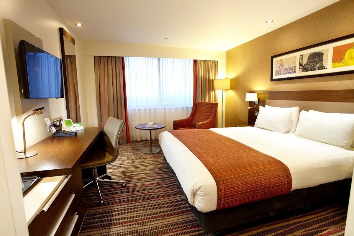 Holiday Inn London - Wembley by IHG photo 2