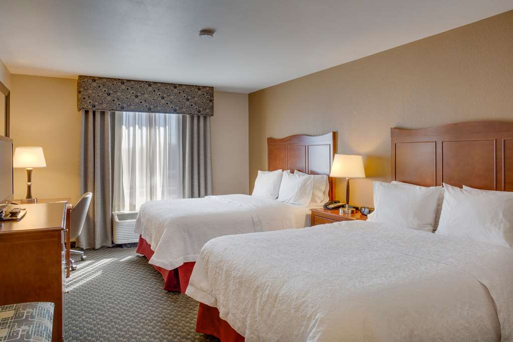 Hampton Inn Chickasha photo 2