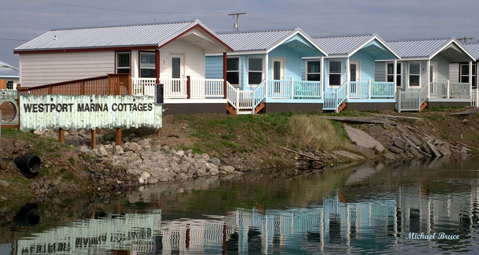 Westport Marina Cottages Motel