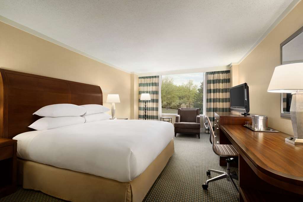 DoubleTree by Hilton Stamford photo 2