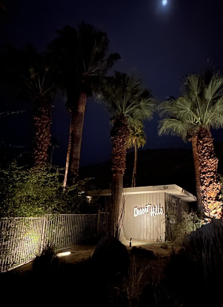 Desert Hills Hotel photo 2