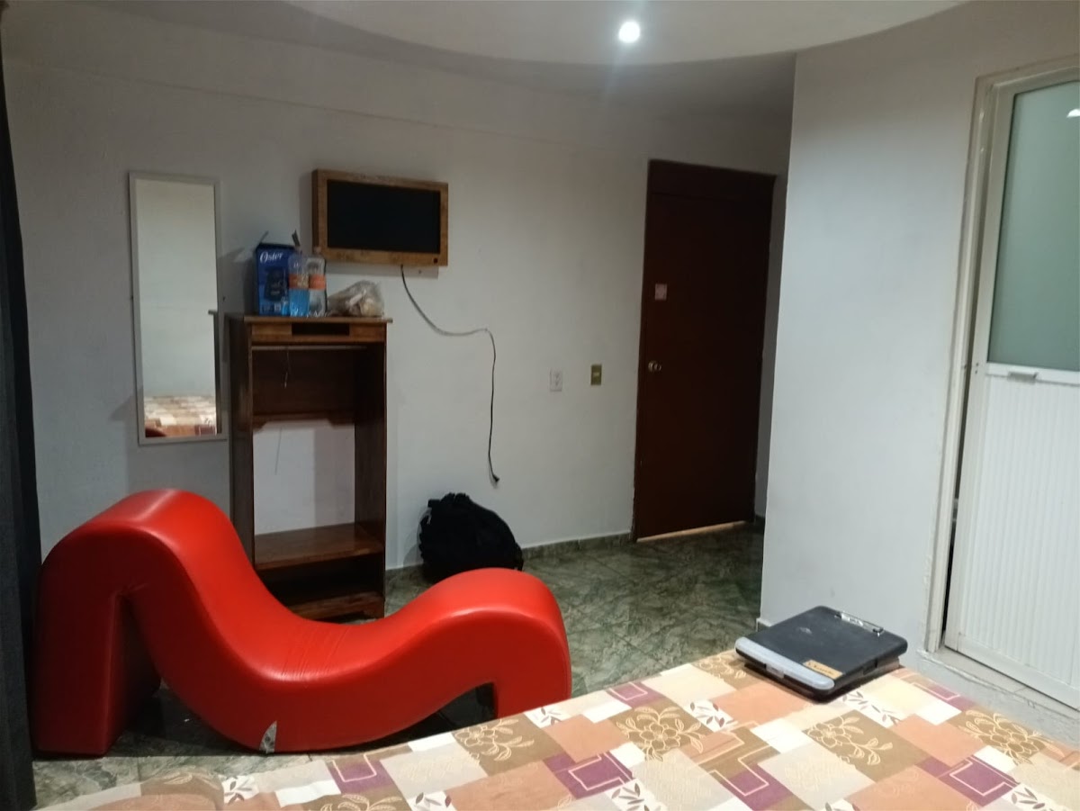 HOTEL BABY photo 2