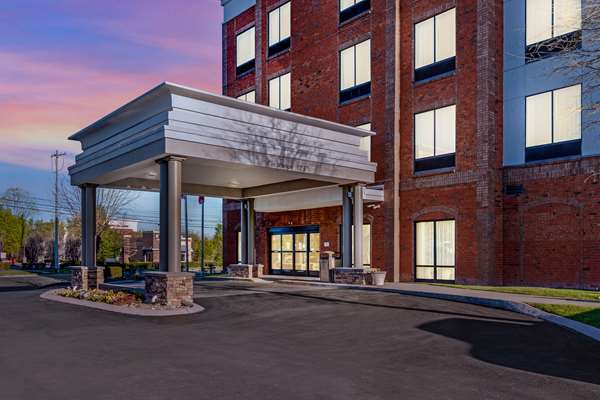 Comfort Suites Murfreesboro Shopping District