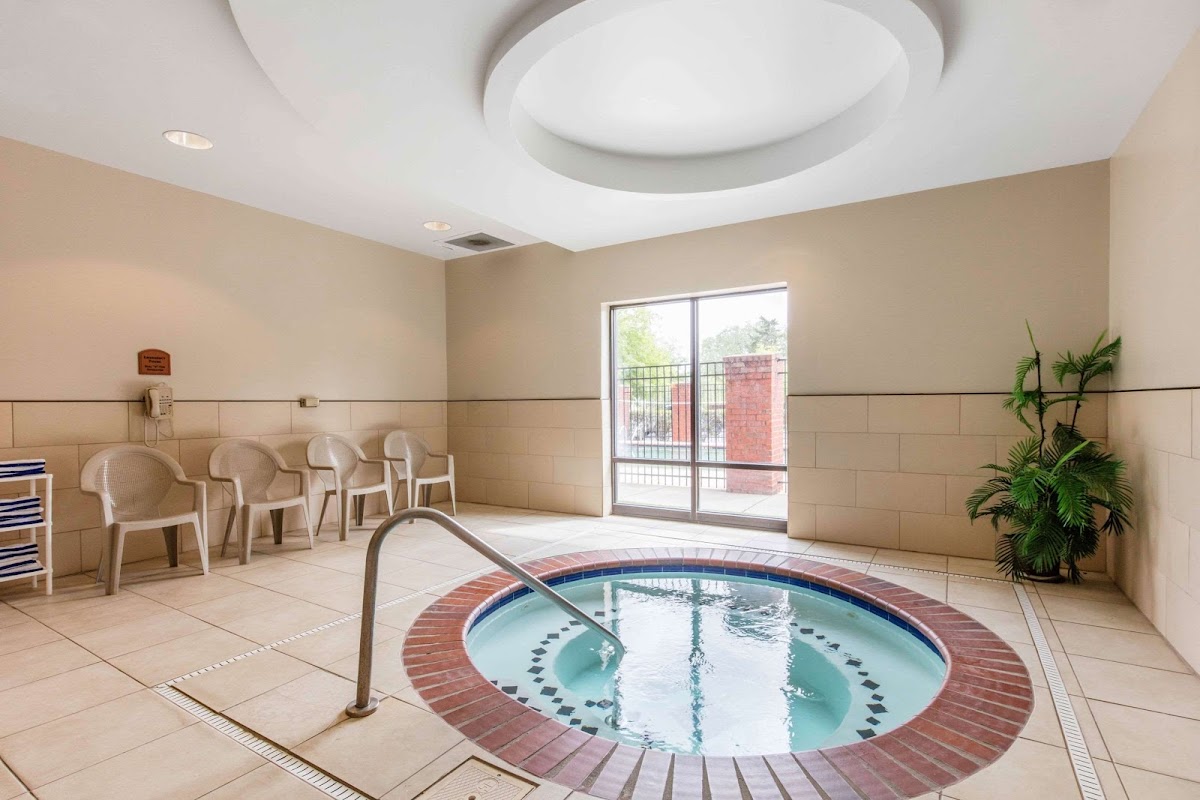 Comfort Suites Murfreesboro Shopping District photo 3
