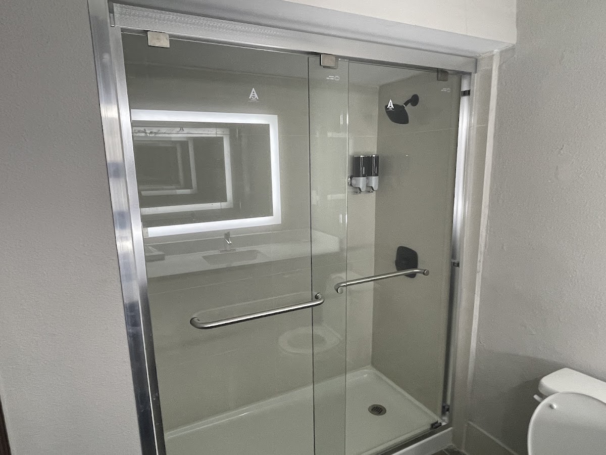Wingate by Wyndham Columbia/Fort Jackson photo 3
