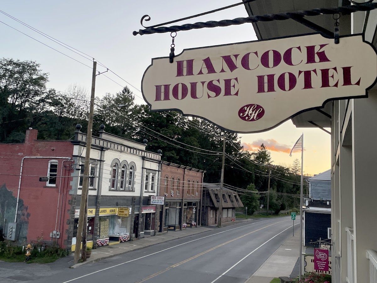 Hancock House Hotel photo 2