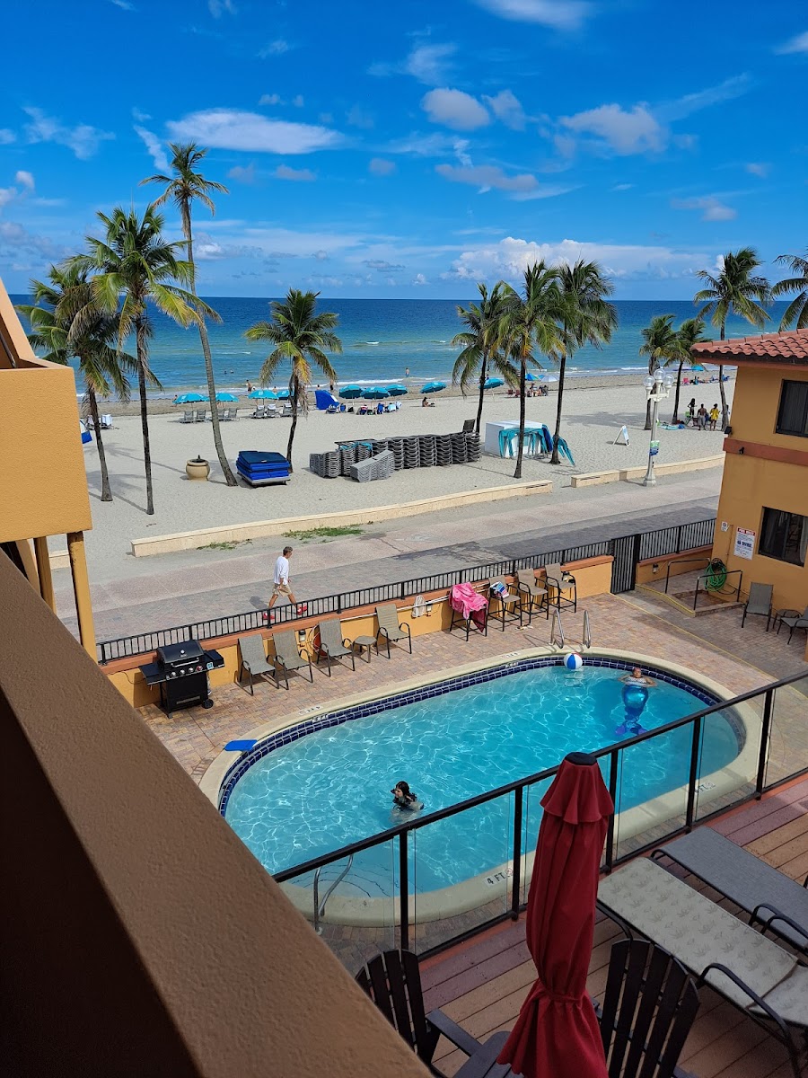 Hollywood Sands Resort photo 3