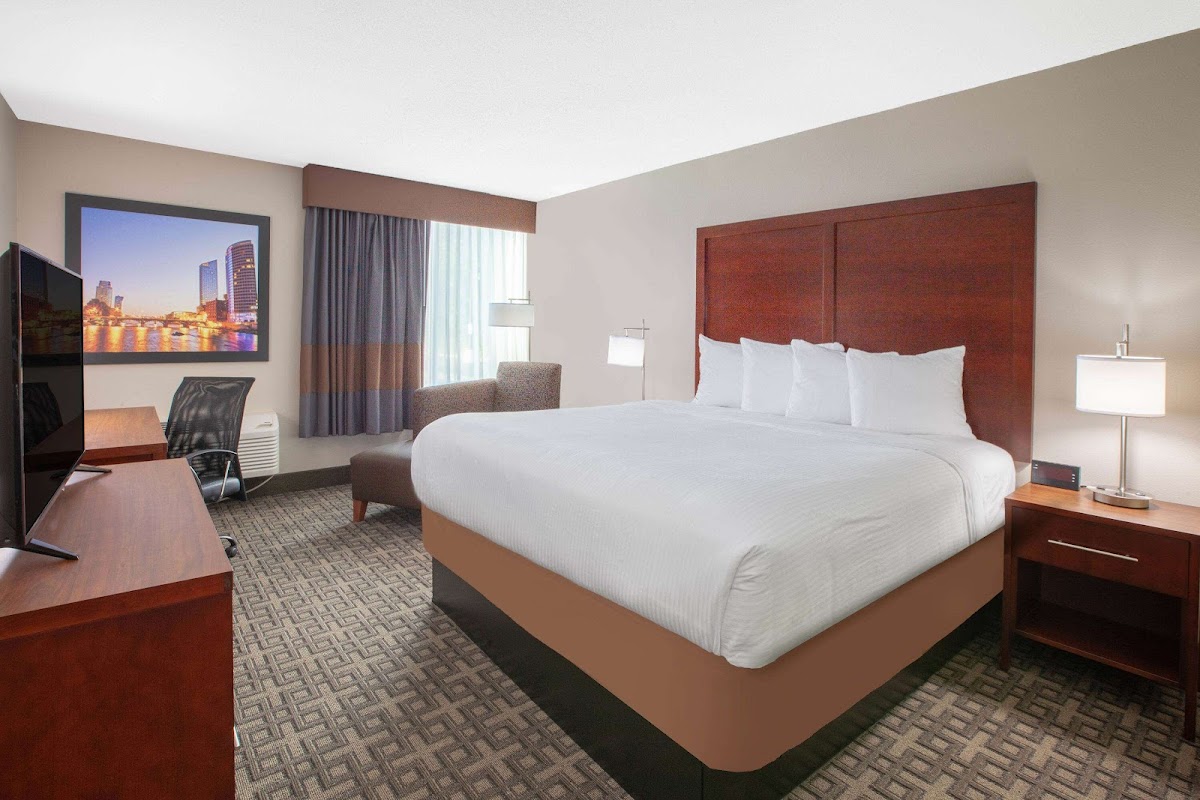 Baymont by Wyndham Grand Rapids Near Downtown photo 2