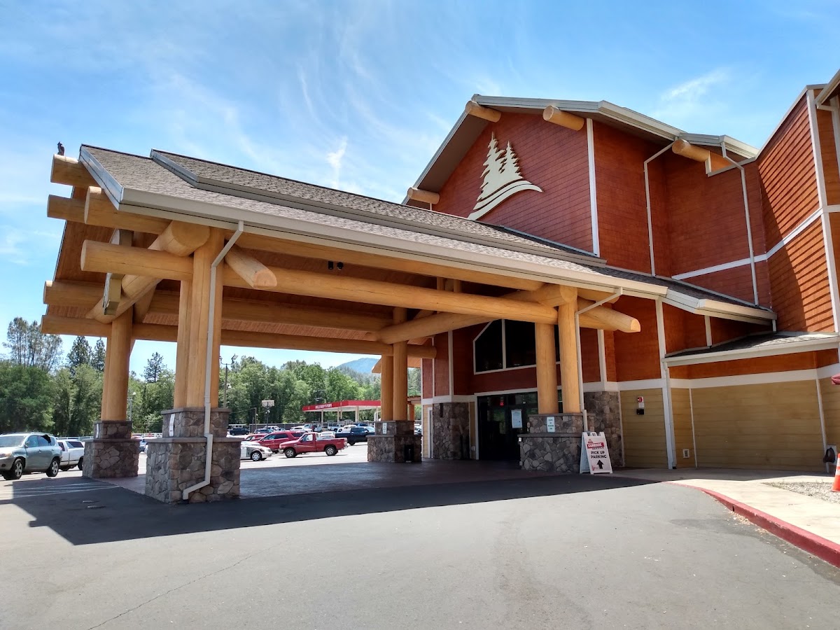 Twin Pine Casino & Hotel