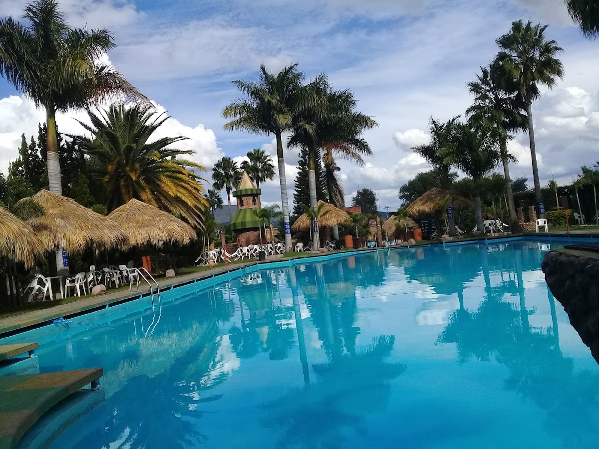 Centro Recreativo Agua Caliente