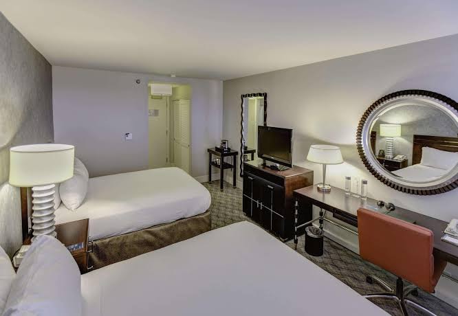 Hilton Orrington/Evanston photo 3