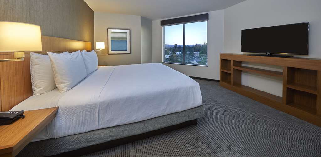 Hyatt Place Eugene / Oakway Center photo 3