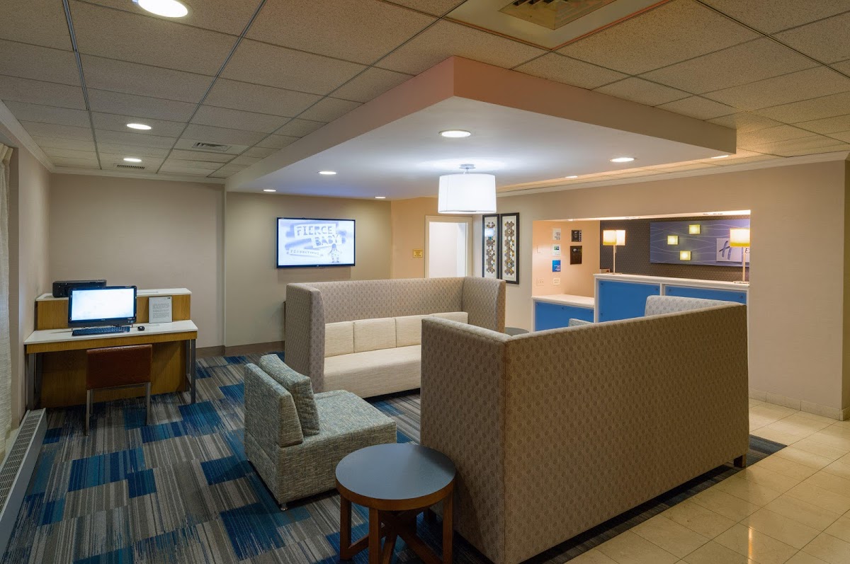 Holiday Inn Express Philadelphia NE - Langhorne by IHG photo 2