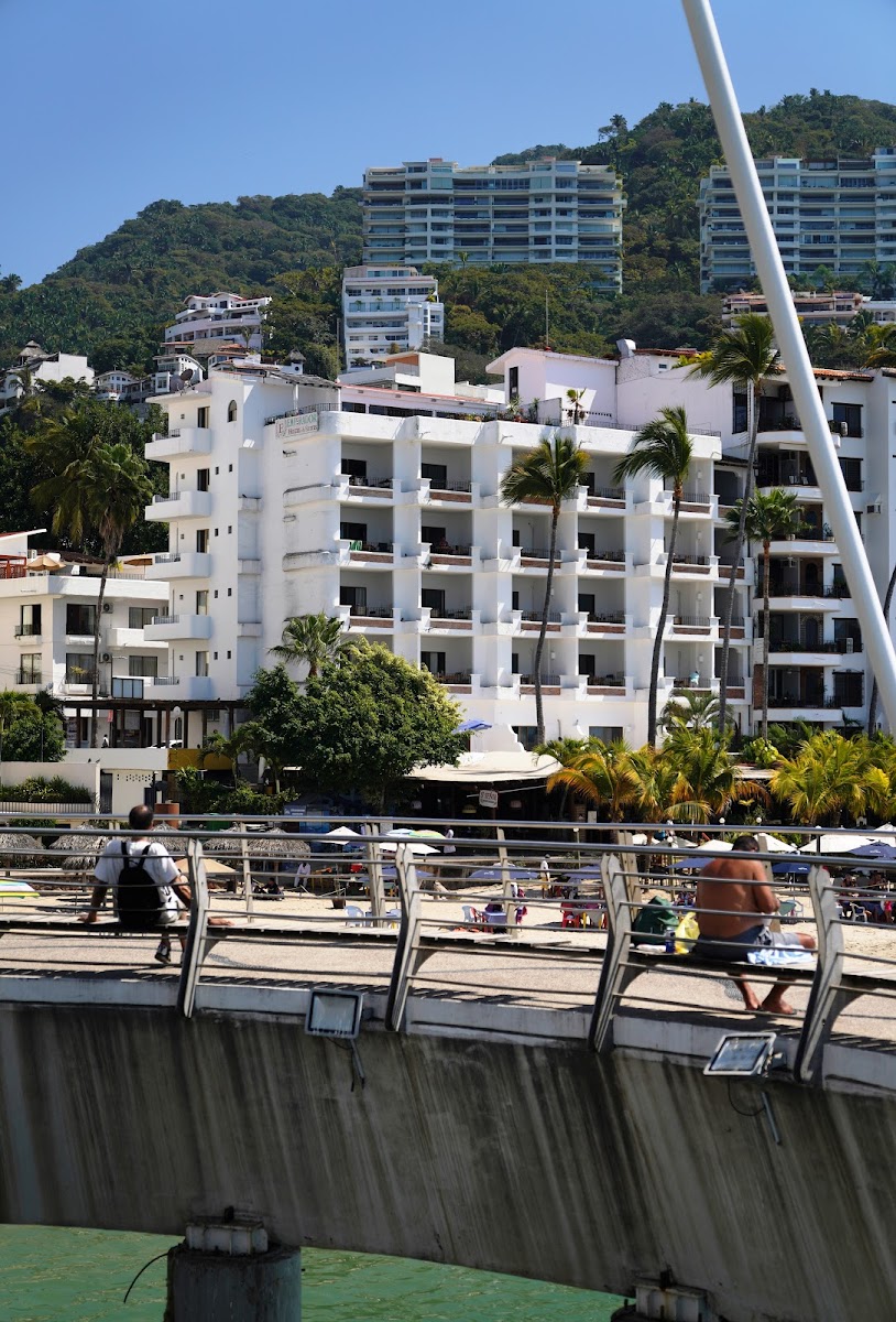 Emperador Vallarta Beachfront Hotel & Suites photo 3