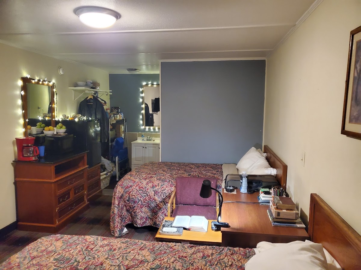 Super Value Inn Fredericksburg photo 2